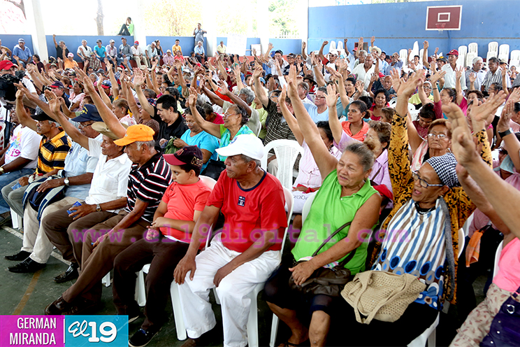 Adultos Mayores apoyan al Presidente Daniel Ortega
